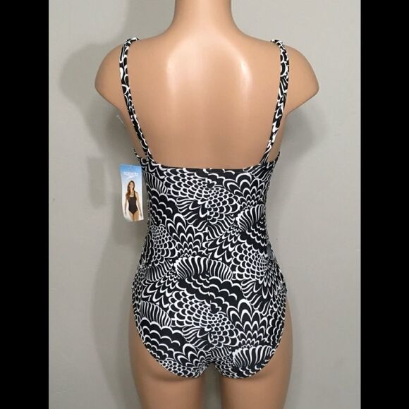 Speedo black and white ruched side swimsuit. NWT - Picture 5 of 5